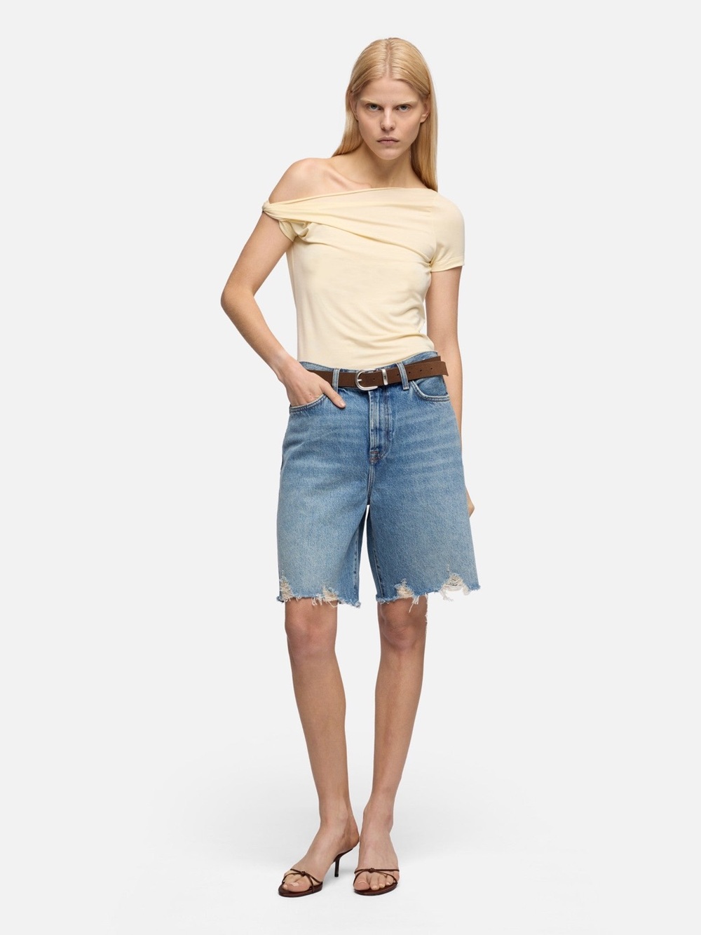 NWT 7 for all mankind LOLA Denim Shorts in Wave Size 28